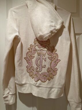 Juicy Couture zip track